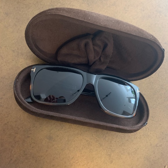 NWOT Tom Ford Sunglasses - Polarized - Picture 7 of 8